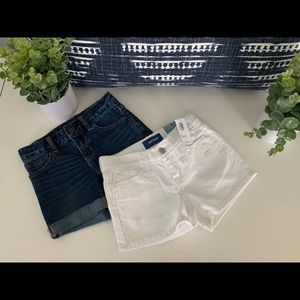 Gap / Old Navy 2 pairs of Shorts